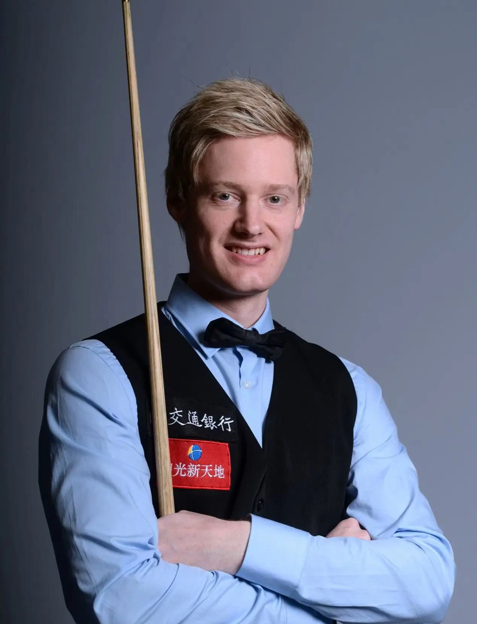 议虽然在灰 议虽然在灰