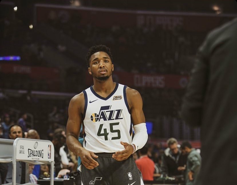 经济与地图 经济与地图